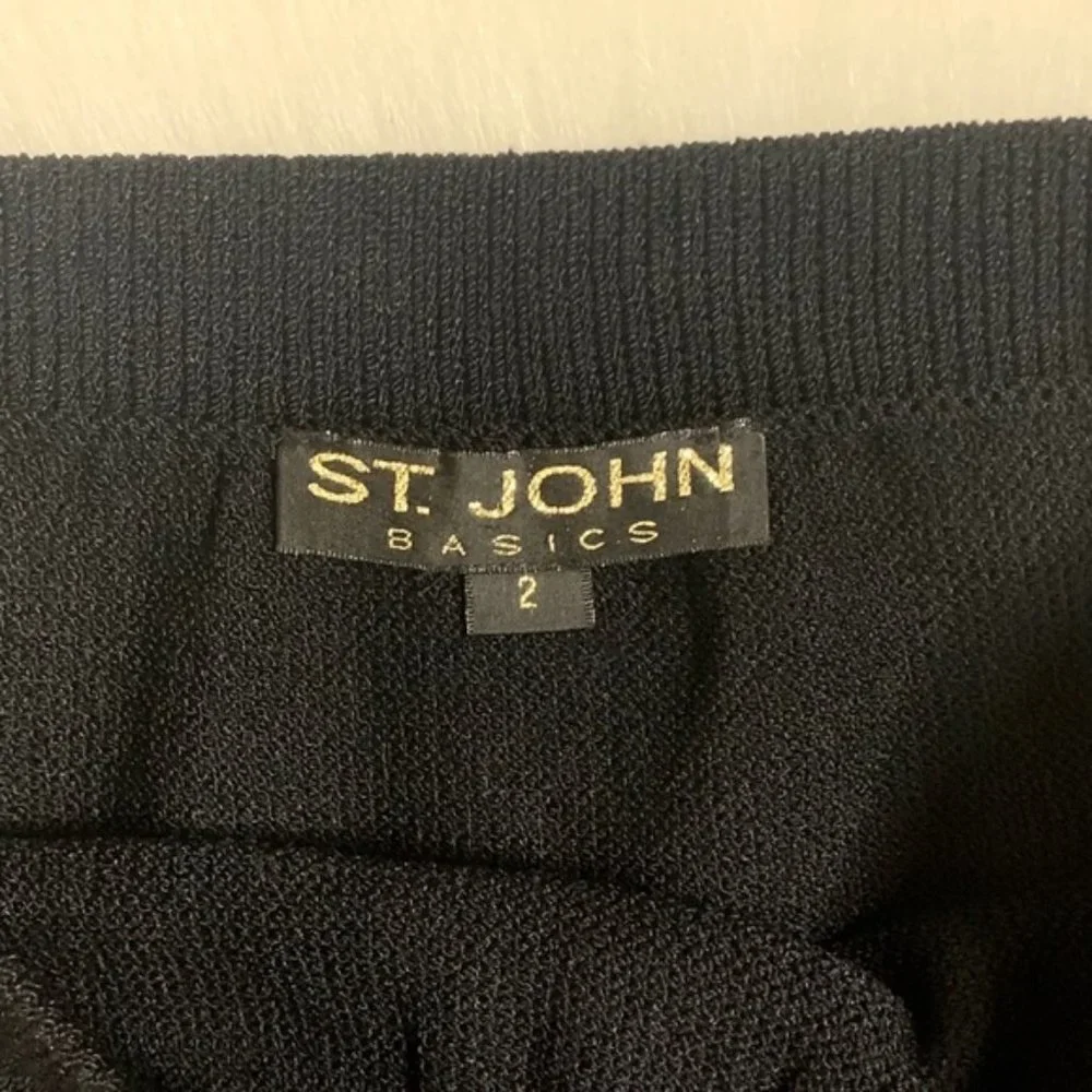 St. John by Marie Gray Wool Blend  Black Knit Skirt Sz 2